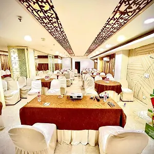 3* Hotel Spb 87 Near Karol Bagh Metro Station